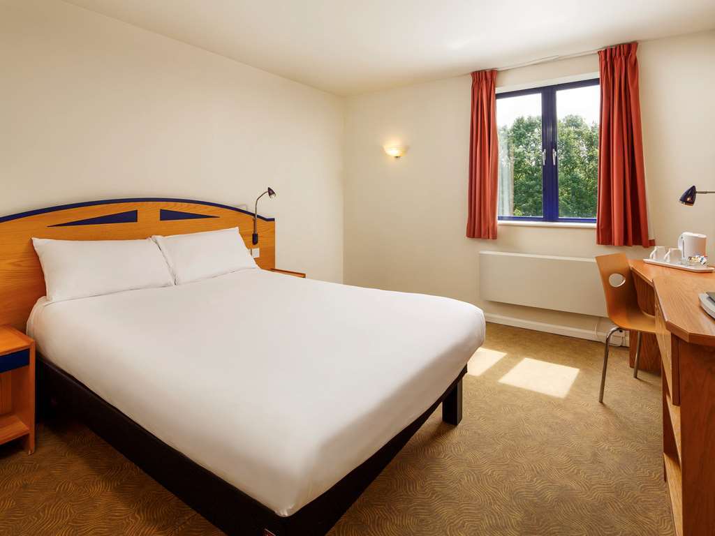 Hotel Ibis Lincoln 2*
